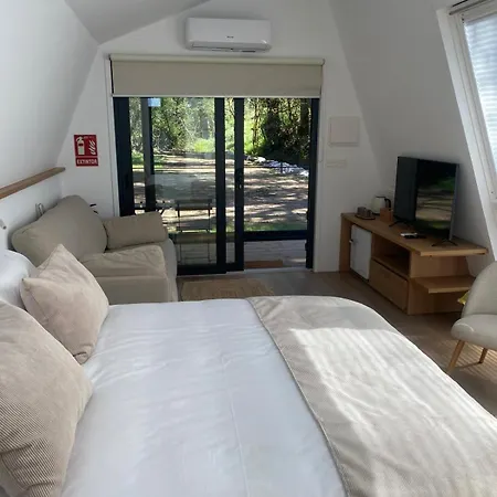 Guest house Luar Do Sarela &