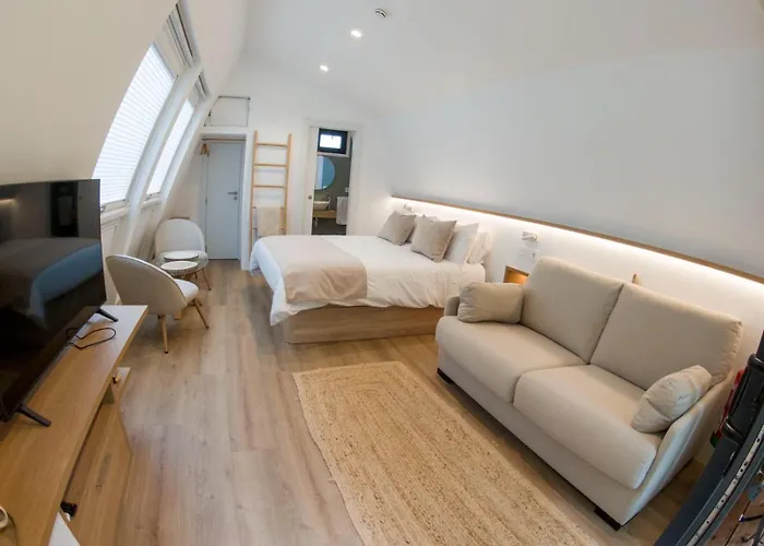 ゲストハウス Luar Do Sarela 3*